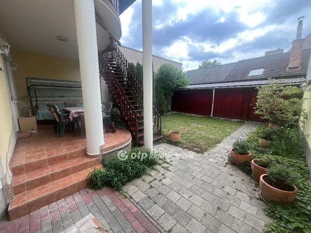 Eladó ház Szeged 140 nm