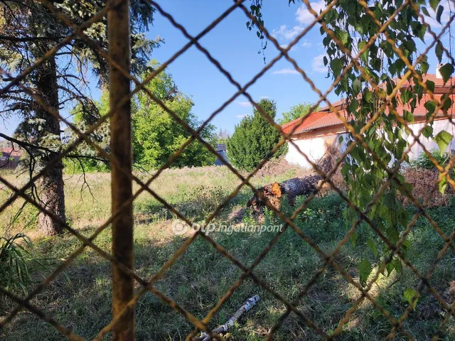 Eladó telek Szeged 2753 nm