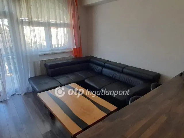 Eladó lakás Szeged 70 nm