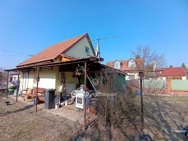 Eladó ház Zsombó 40 nm