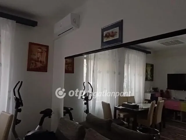 Eladó lakás Szeged 76 nm