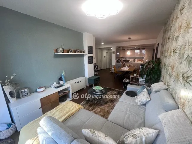 Eladó lakás Szeged 110 nm