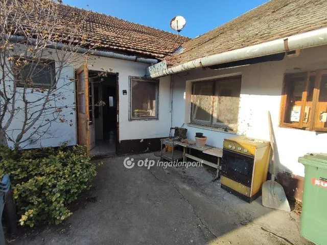 Eladó ház Hódmezővásárhely 84 nm