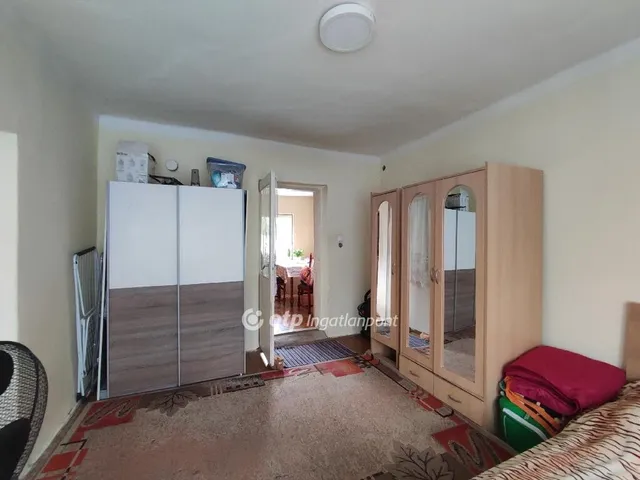 Eladó ház Kiszombor 76 nm