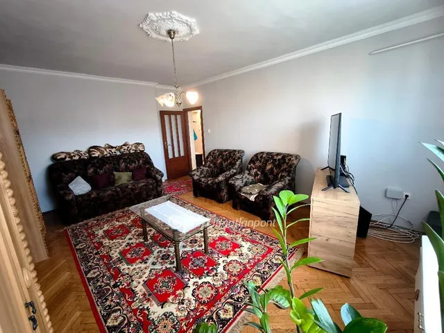 Eladó lakás Hódmezővásárhely, Kertváros 68 nm