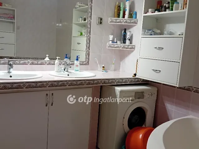 Eladó lakás Szeged 81 nm