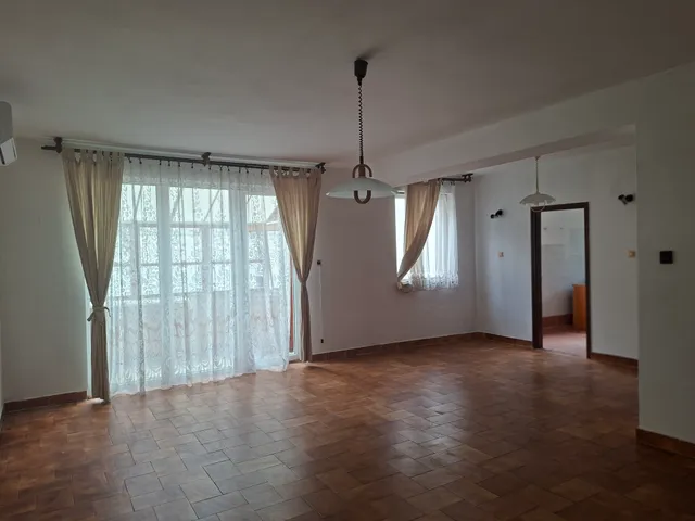 Eladó ház Szeged, Tápé 200 nm