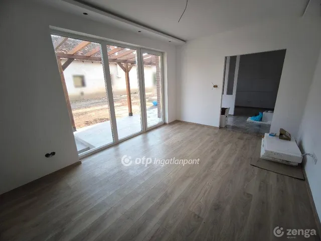 Eladó ház Mindszent 52 nm