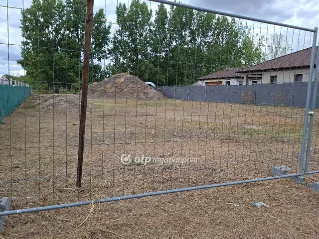 Eladó telek Kistelek 1078 nm