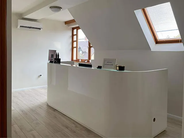 Kiadó kereskedelmi és ipari ingatlan Kecskemét, Belváros, Mária utca 4. 100 nm