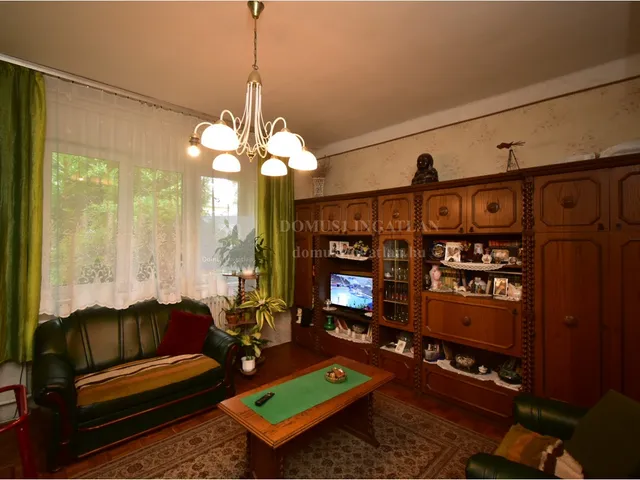 Eladó ház Szombathely, Újperint 200 nm
