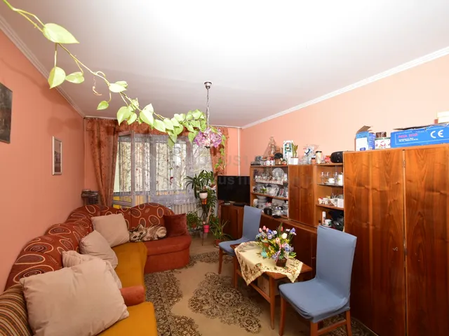 Eladó lakás Szombathely, Derkovits-lakótelep 55 nm