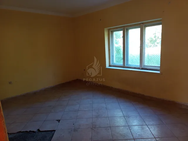 Eladó ház Királd 30 nm