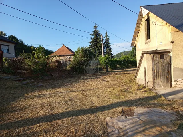 Eladó ház Királd 30 nm