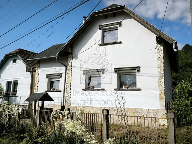 Eladó ház Ózd, Lechner Ödön út 81 nm