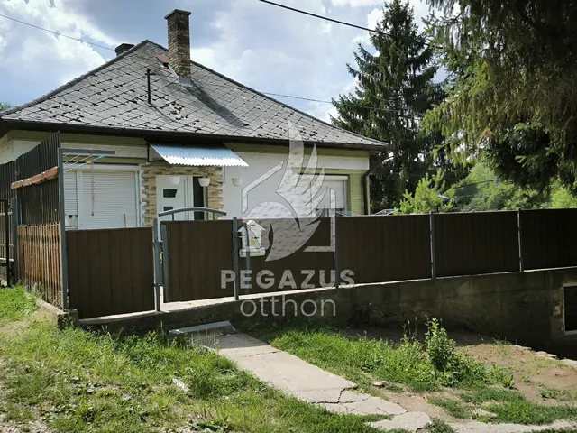 Eladó ház Ózd, Csépány út 110 nm