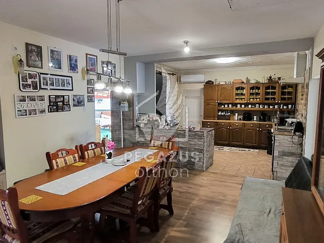 Eladó ház Ózd 200 nm