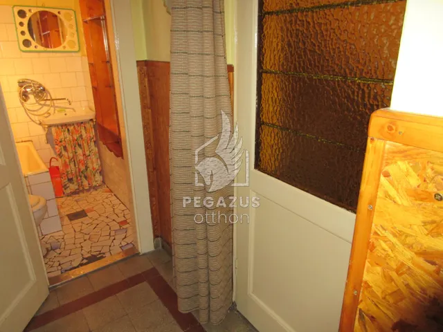 Eladó lakás Ózd, Munkás út 50 nm