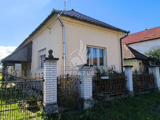 Eladó ház Bánréve 120 nm