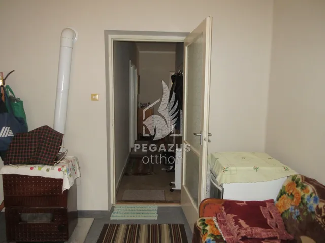 Eladó ház Ózd, Huba vezér út 200 nm