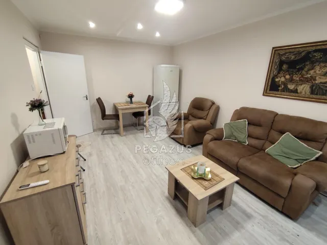 Eladó lakás Ózd, Vasvár út  36 nm