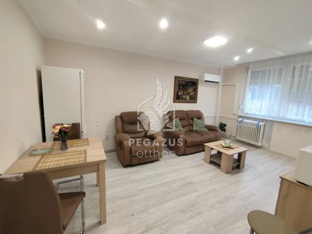 Eladó lakás Ózd, Vasvár út  36 nm