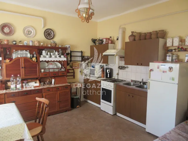 Eladó ház Ózd 150 nm