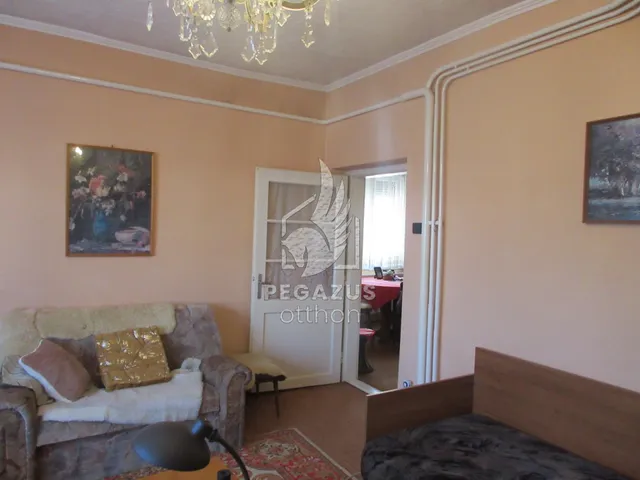 Eladó ház Ózd, Szentsimon út  150 nm