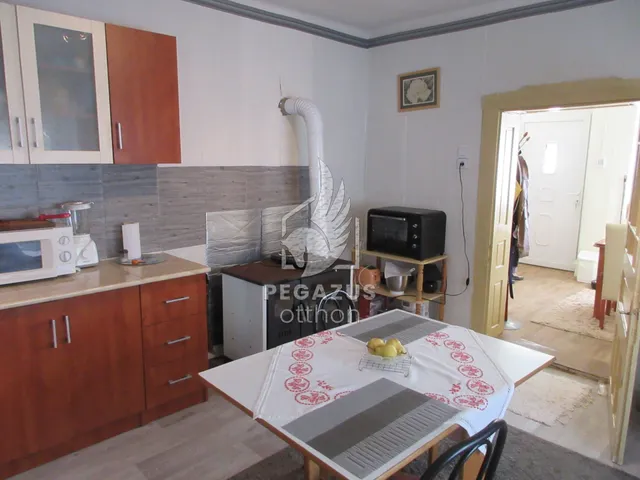 Eladó ház Tarnalelesz, Petőfi Sándor út 75 nm