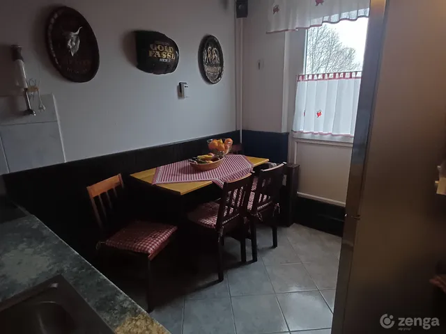 Eladó lakás Pécs, Kertváros 59 nm