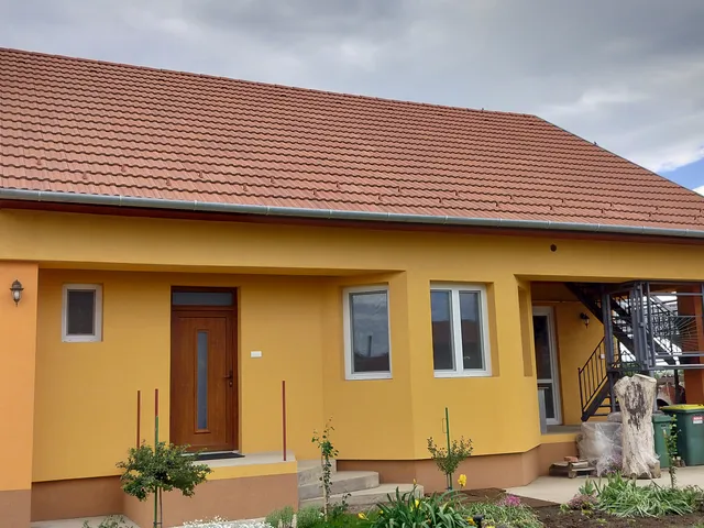 Eladó ház Hódmezővásárhely, Kishomok 88 nm