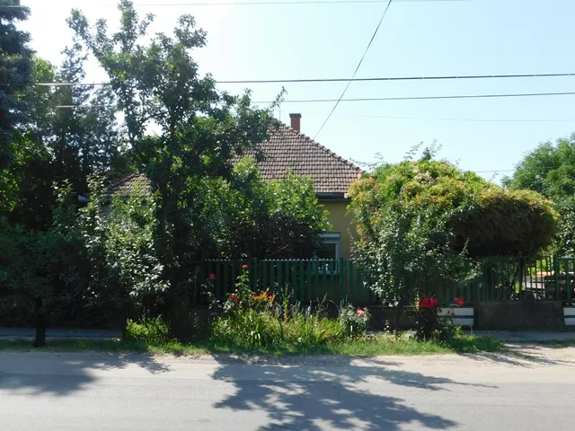 Eladó ház Szeged-Hattyas 60 nm