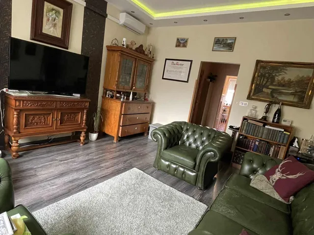 Eladó lakás Szeged, Belváros 68 nm