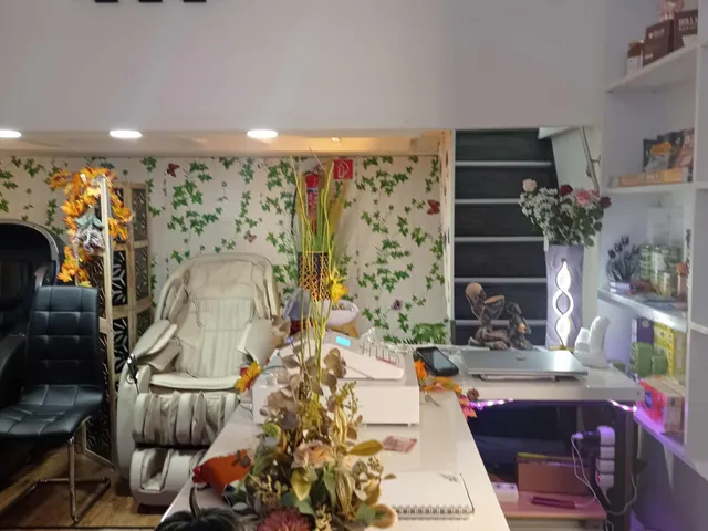 Eladó kereskedelmi és ipari ingatlan Szeged, Belváros 35 nm