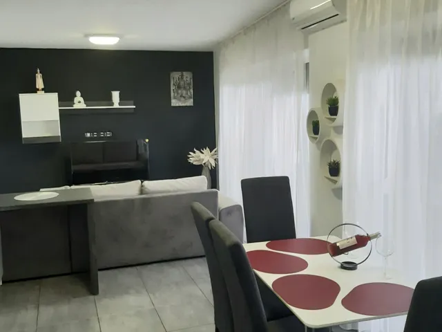 Kiadó lakás Szeged, Móraváros 70 nm