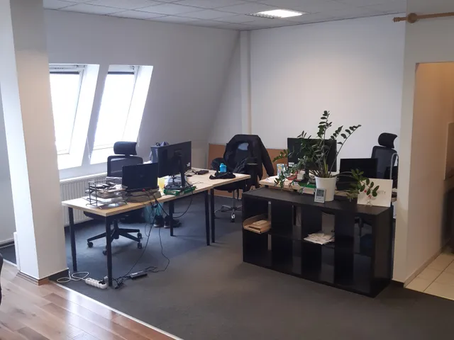 Kiadó kereskedelmi és ipari ingatlan Szeged, Belváros, Gogol utca 3 82 nm