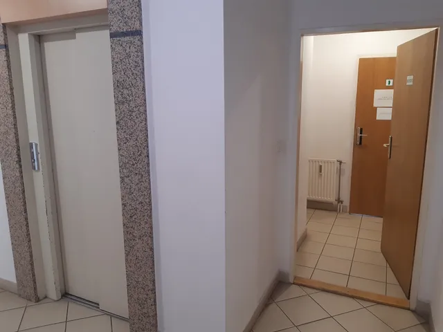 Kiadó kereskedelmi és ipari ingatlan Szeged, Belváros, Gogol utca 3 82 nm