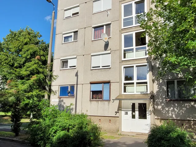 Eladó lakás Miskolc, Avas 37 nm