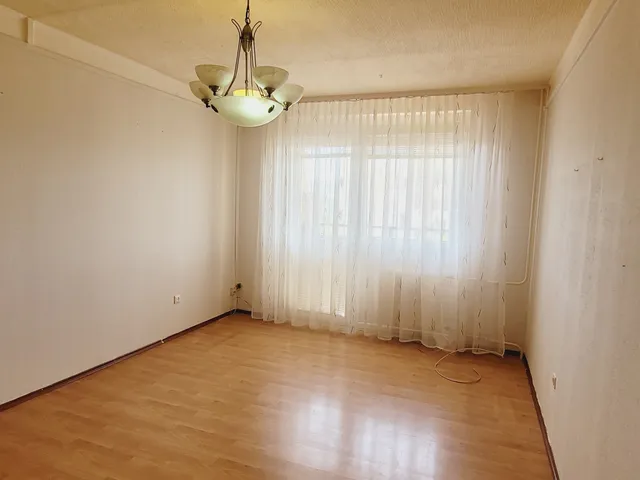 Eladó lakás Miskolc, Avas 37 nm