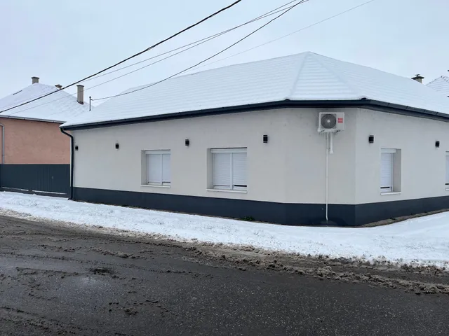 Eladó ház Szerencs 110 nm