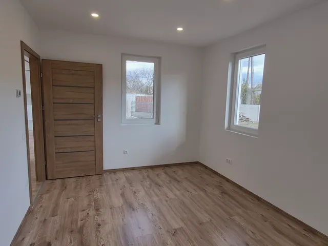 Eladó ház Sajószentpéter 169 nm