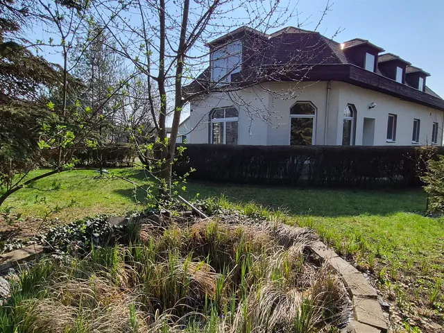 Eladó ház Bőcs 320 nm