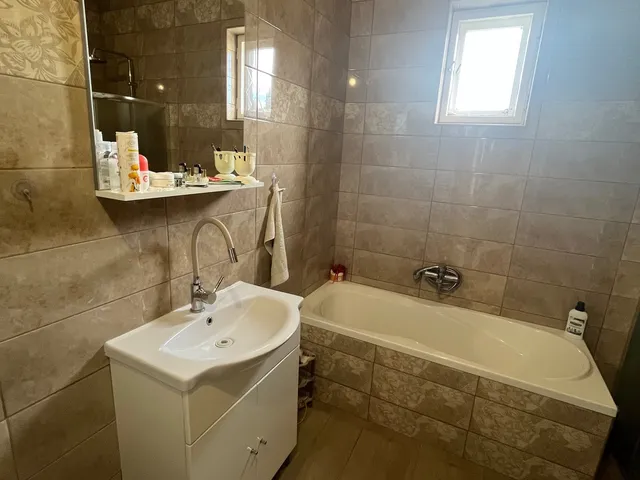 Eladó ház Alsózsolca 160 nm