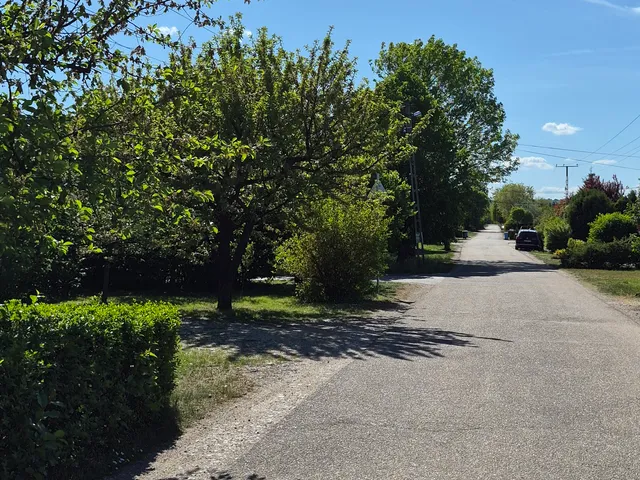 Eladó telek Nyékládháza 434 nm