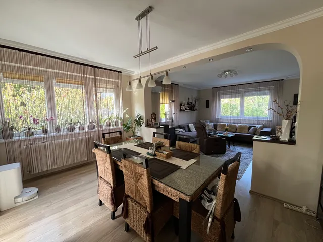 Eladó ház Miskolc, Martinkertváros 170 nm