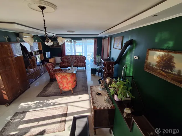 Eladó ház Győrújbarát 213 nm