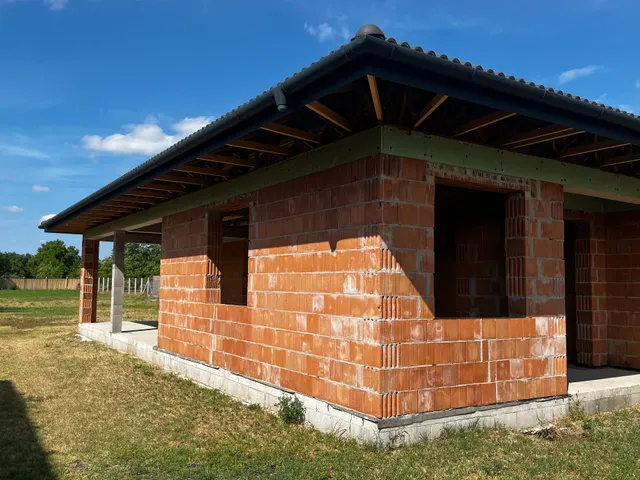 Eladó ház Albertirsa 180 nm