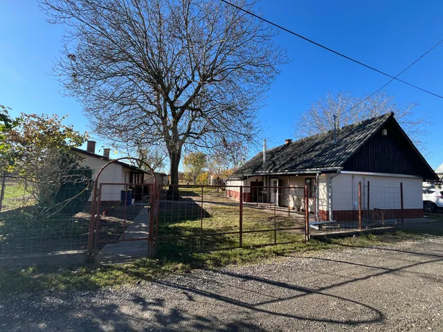 Eladó ház Albertirsa 65 nm