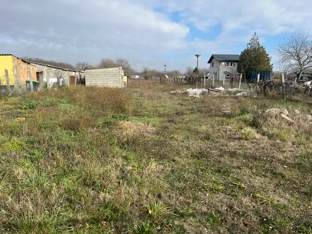 Eladó telek Albertirsa 2107 nm