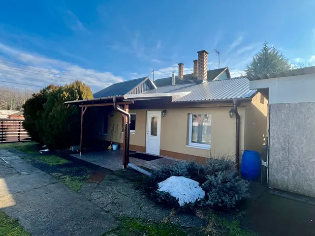 Eladó ház Albertirsa 35 nm